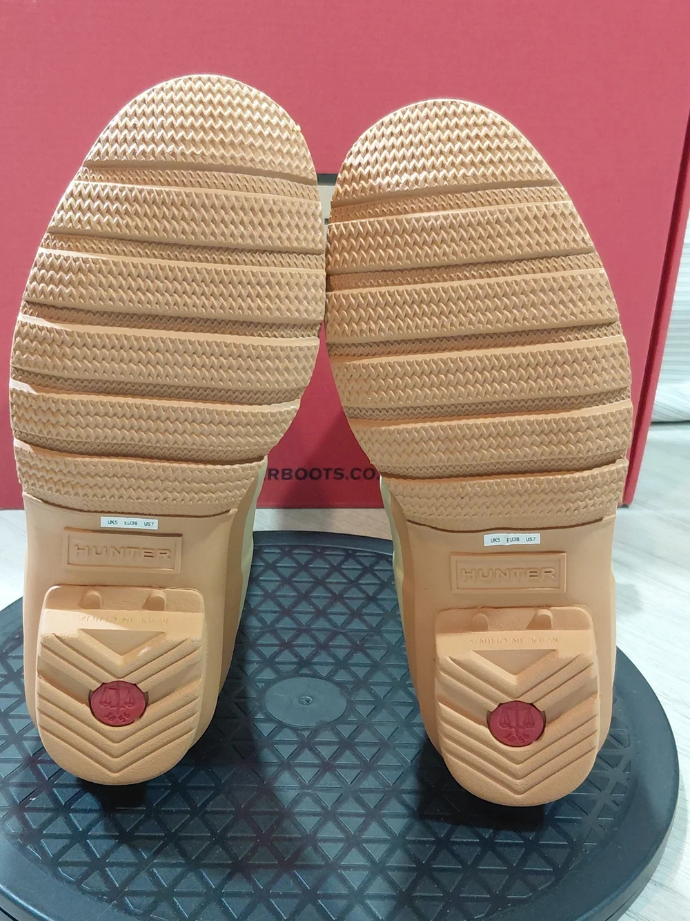 NEW Hunter Women Original Short 100% Waterproof Rubber Rain Boots Biscuit Tan W7